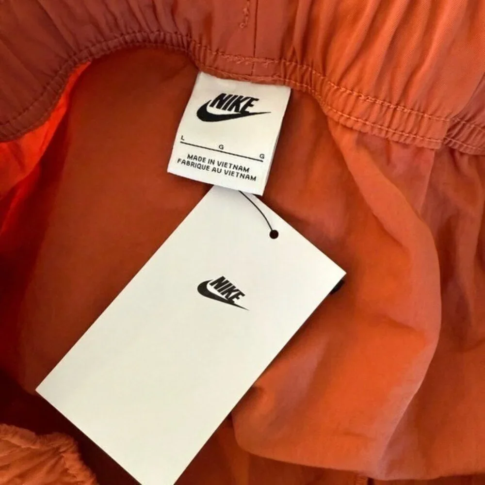 NIKE Women’s Woven High Rise Loose Fit Shorts Rust Brown NEW